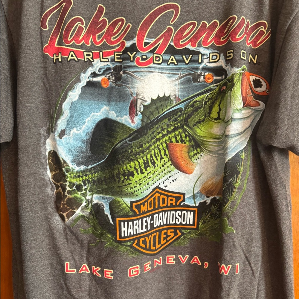 Harley-Davidson Lake Geneva Graphic Tee  Walleye. Men’s large.